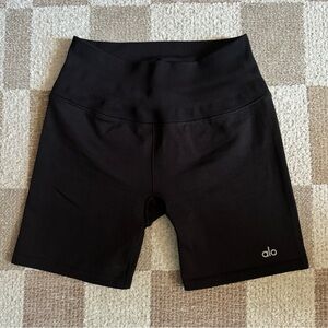 ALO biker shorts